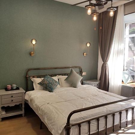 Qin Boutique Hotel Тбилиси Экстерьер фото