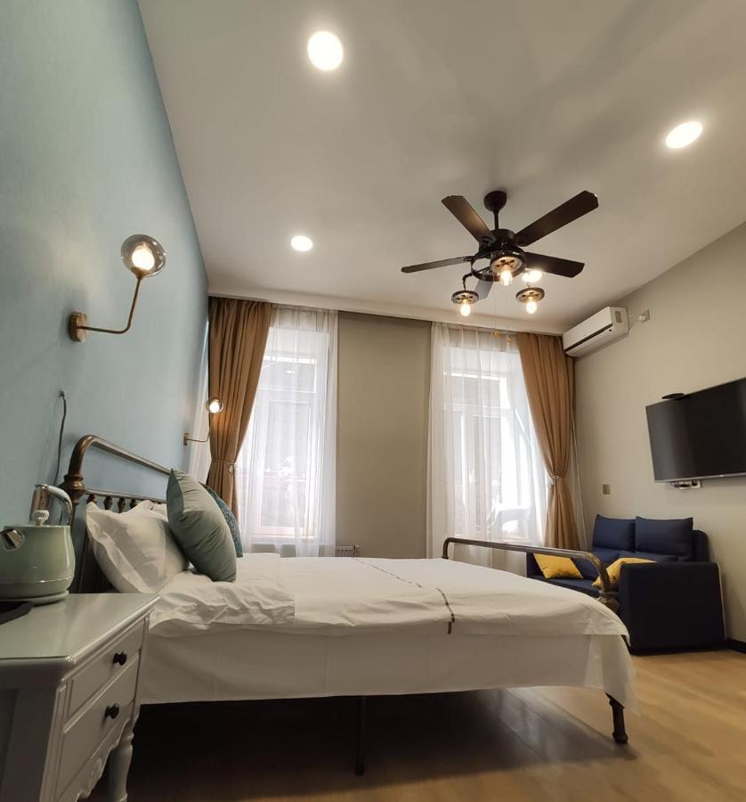 Qin Boutique Hotel Тбилиси Экстерьер фото