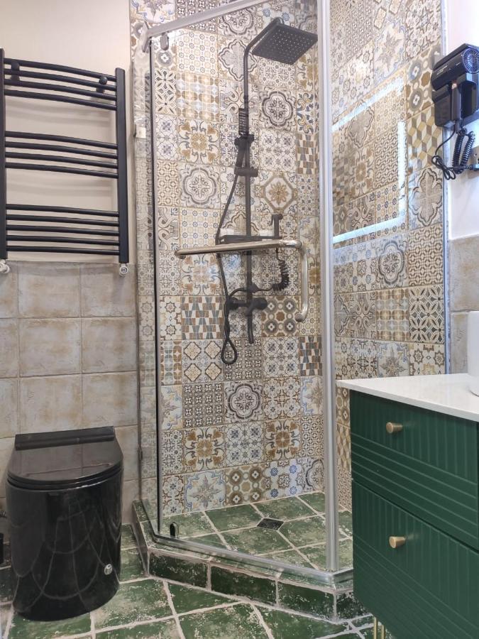 Qin Boutique Hotel Тбилиси Экстерьер фото