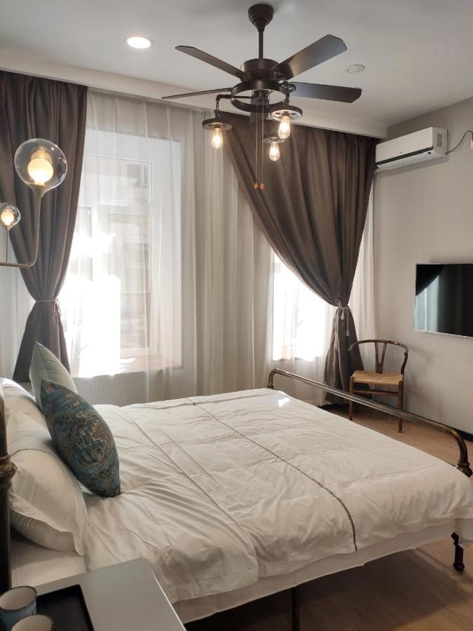 Qin Boutique Hotel Тбилиси Экстерьер фото