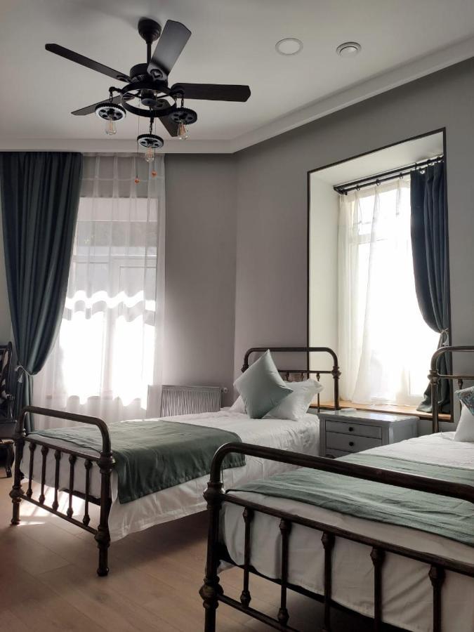 Qin Boutique Hotel Тбилиси Экстерьер фото