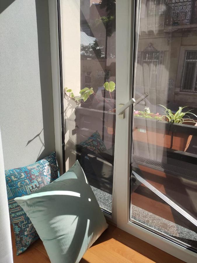 Qin Boutique Hotel Тбилиси Экстерьер фото