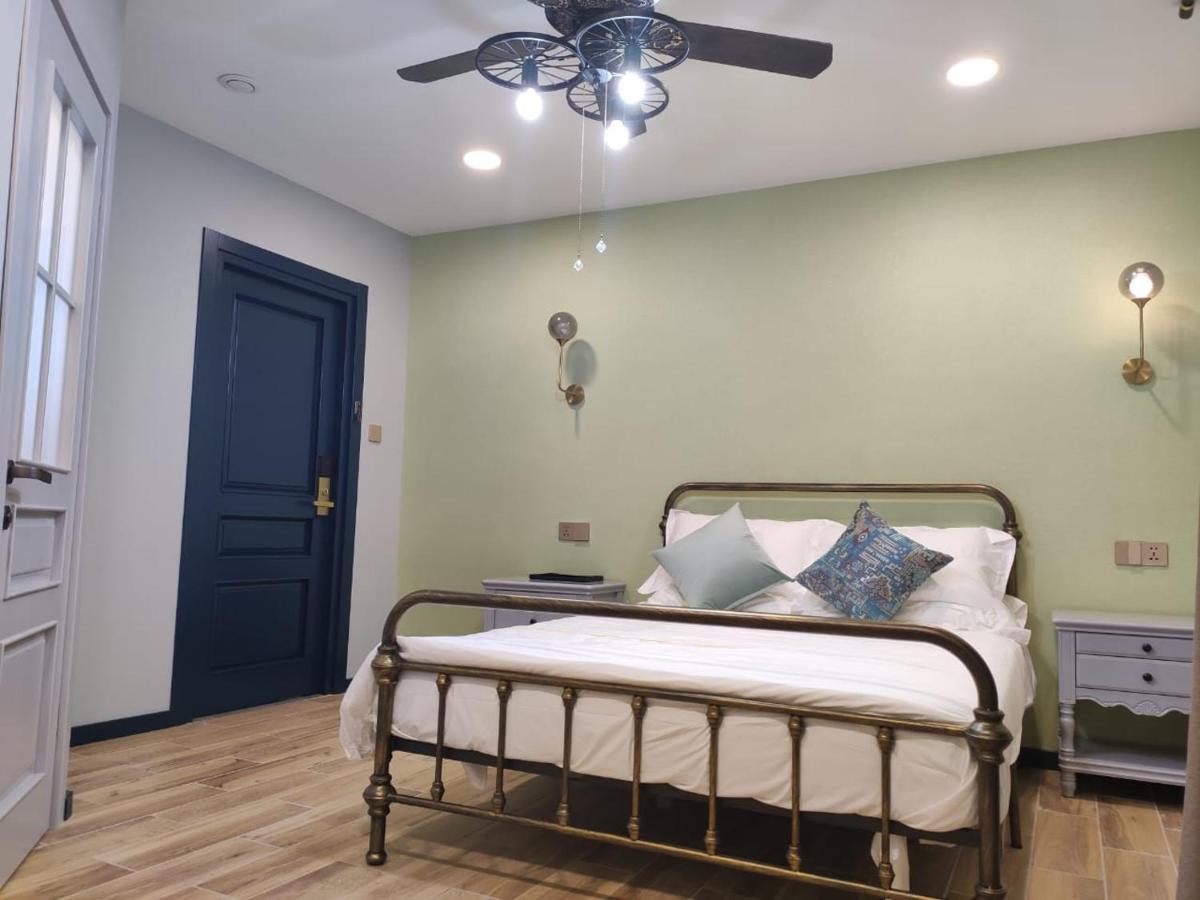 Qin Boutique Hotel Тбилиси Экстерьер фото