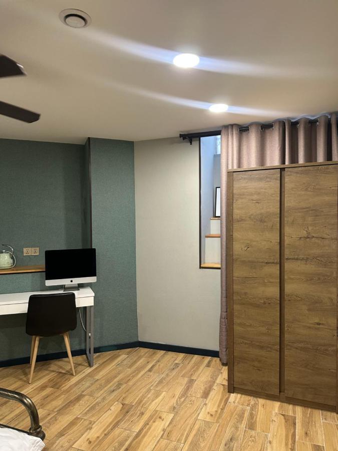 Qin Boutique Hotel Тбилиси Экстерьер фото